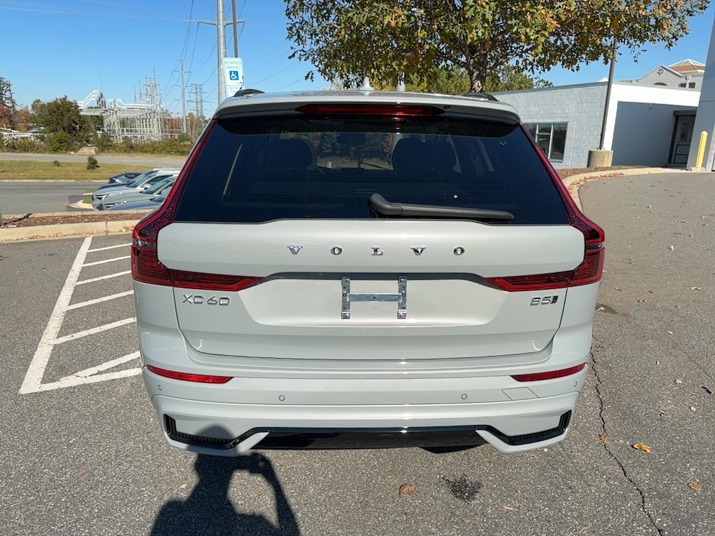 New 2026 Volvo XC60 B5 Ultra SUV
