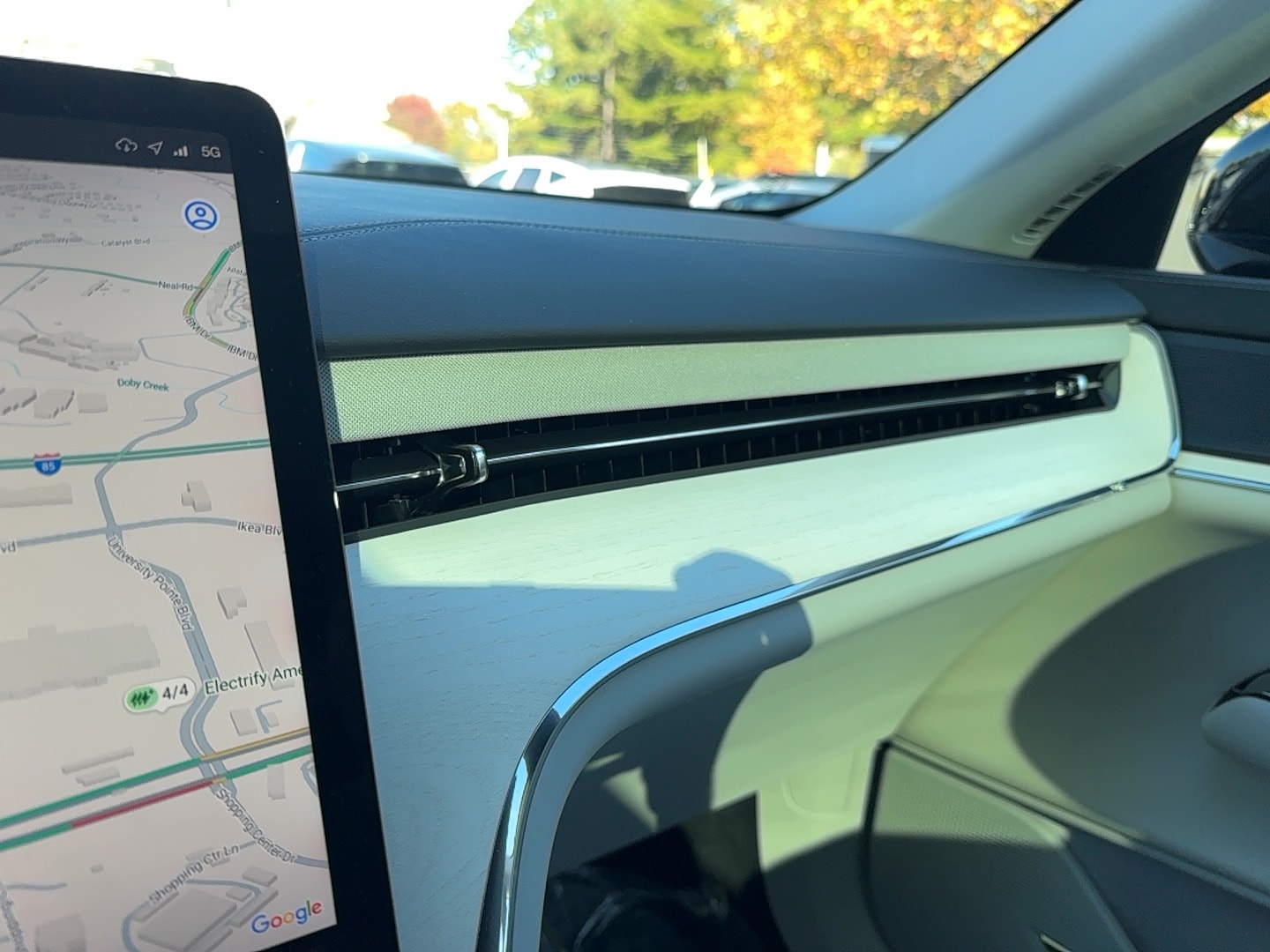 2025 Volvo EX90 Ultra - Photo 12