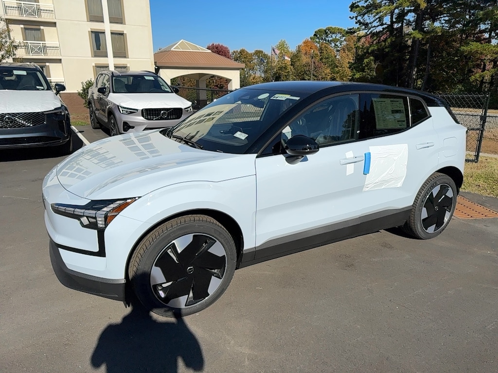 New 2026 Volvo EX30 Twin Motor Plus SUV