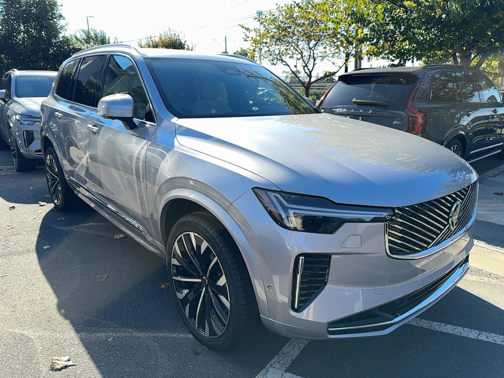 New 2026 Volvo XC90 B6 Plus 7-Seater SUV