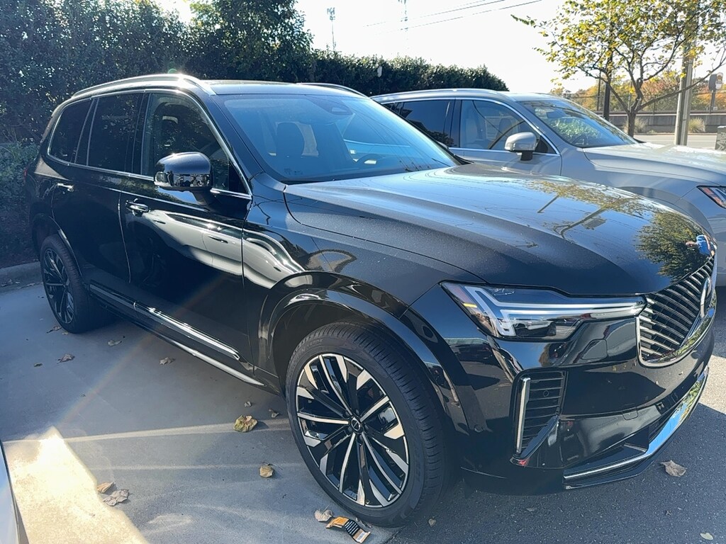 New 2026 Volvo XC90 B6 Plus 7-Seater SUV