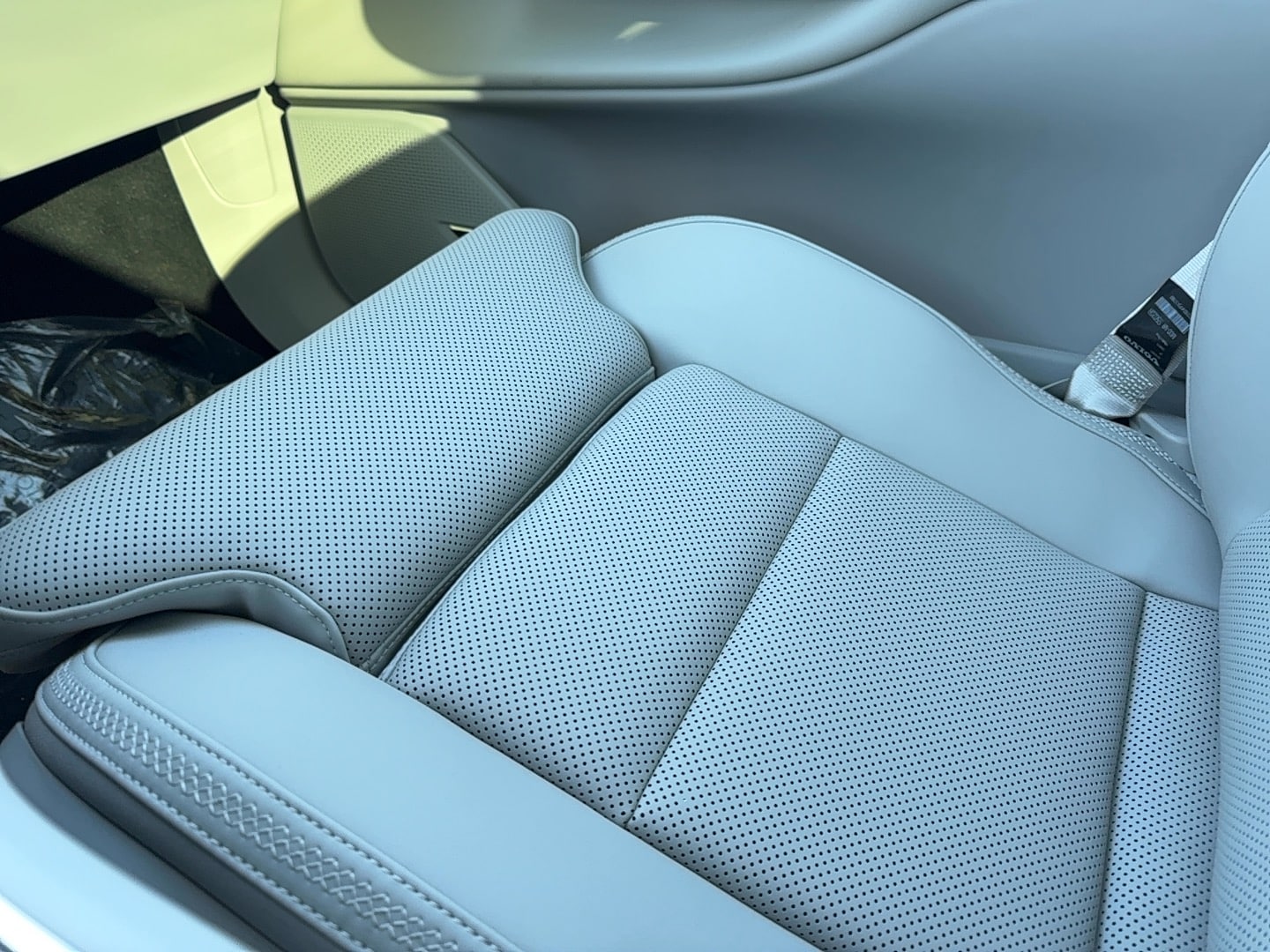 2025 Volvo EX90 Ultra - Photo 9