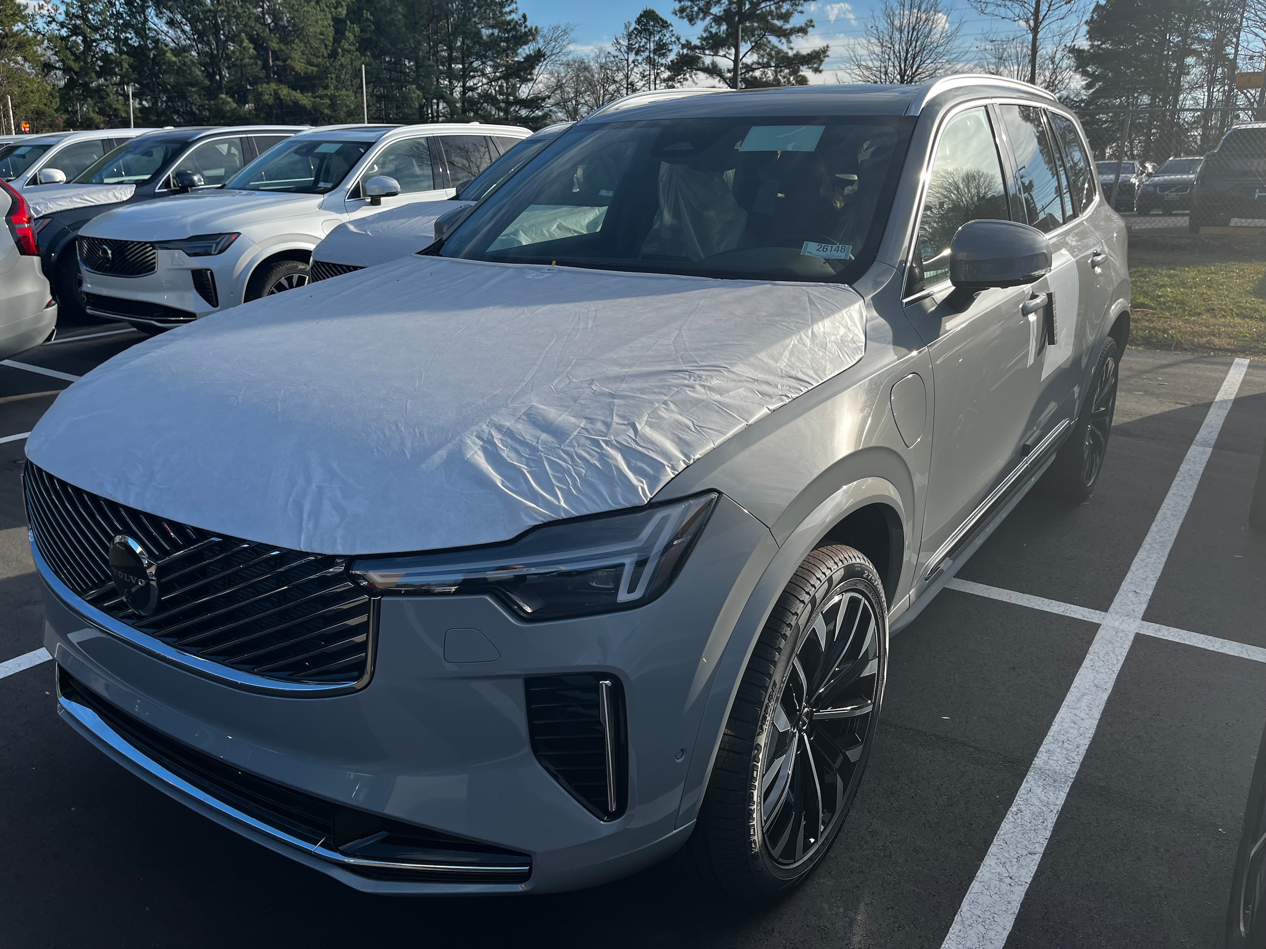 2026 Volvo XC90 Plus's photo