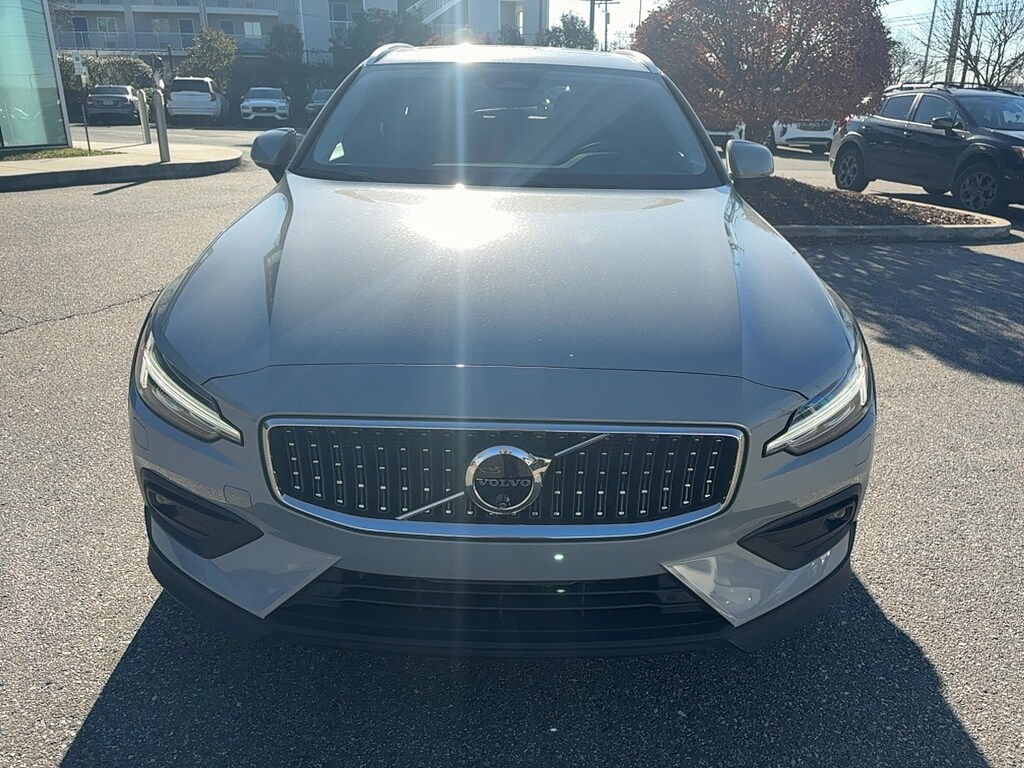 Used 2025 Volvo V60 Cross Country B5 Plus Wagon