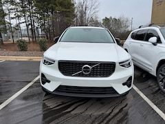 2026 Volvo XC40 B5 Plus AWD SUV