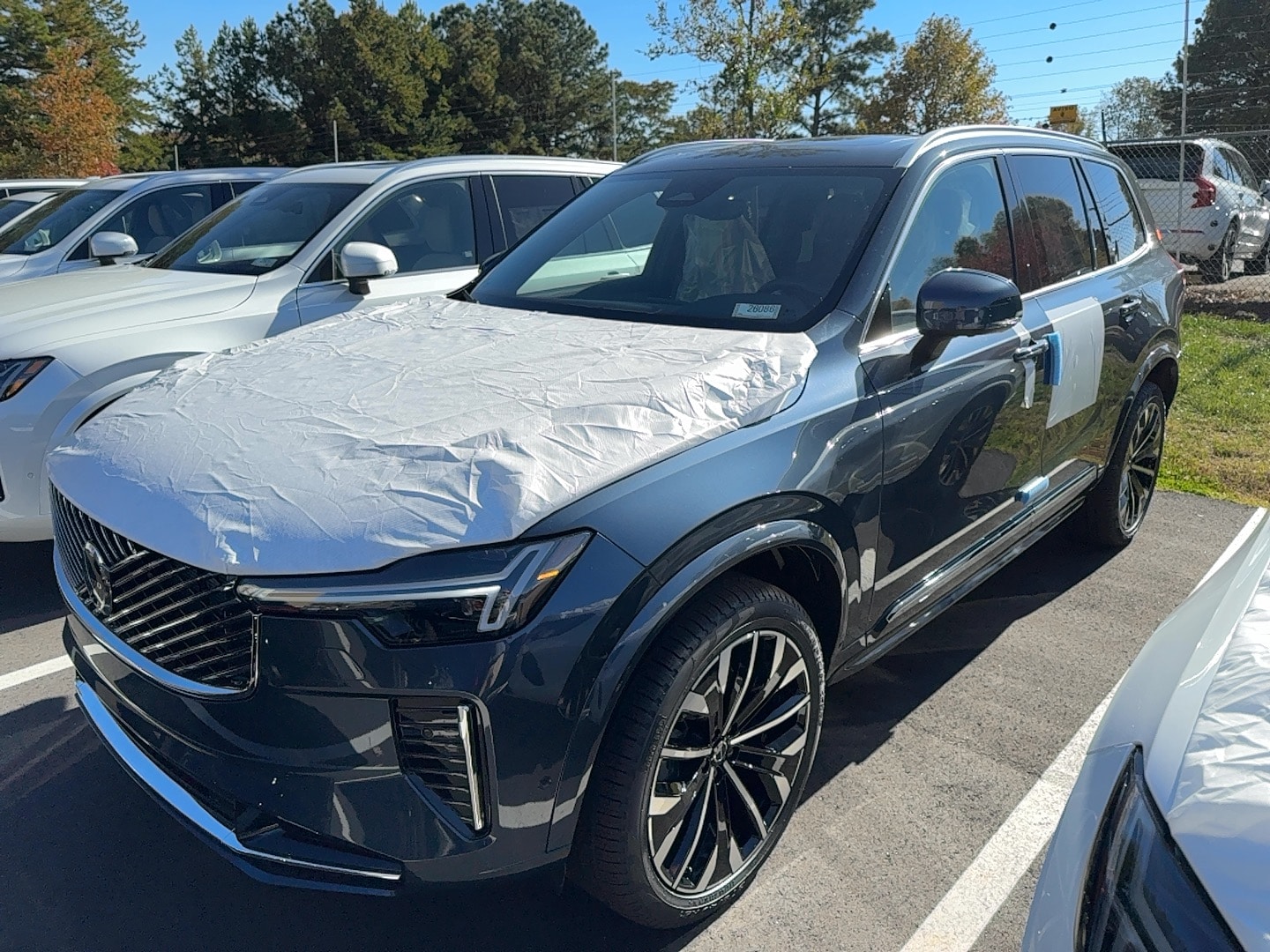 2026 Volvo XC90 Plus's photo