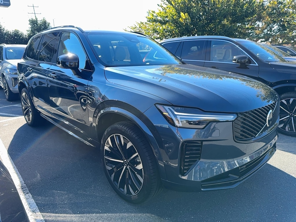 New 2026 Volvo XC90 B6 Ultra Dark Theme 7-Seater SUV