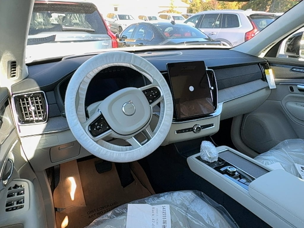 New 2026 Volvo XC90 B6 Ultra Dark Theme 7-Seater SUV