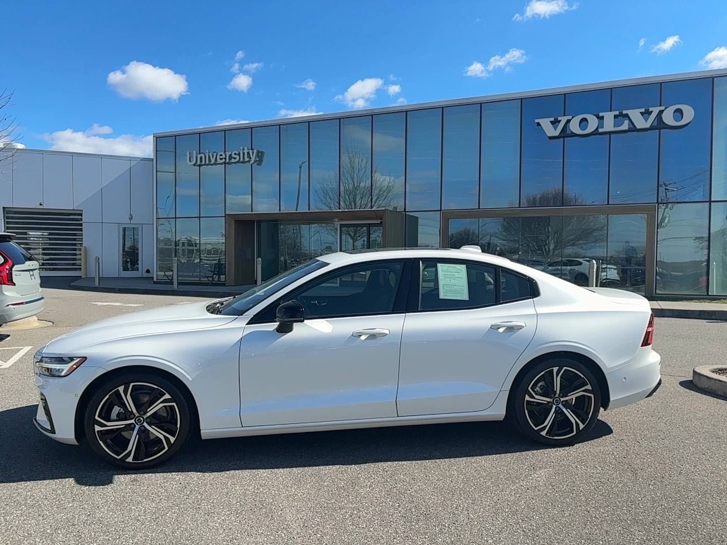 2024 Volvo S60 Plus