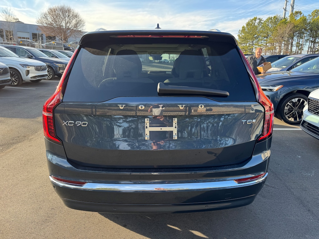 New 2026 Volvo XC90 plug-in hybrid T8 Ultra 7-Seater SUV