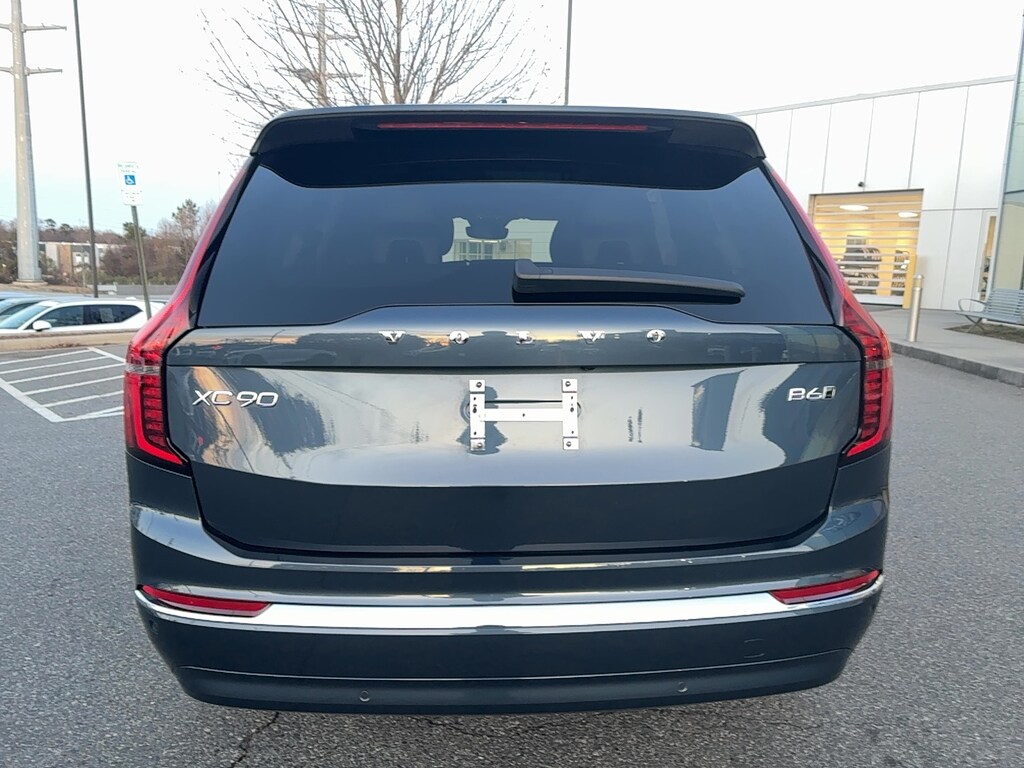 Certified 2025 Volvo XC90 B6 (2025.5) Plus 7-Seater SUV