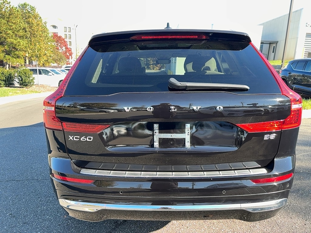 Certified 2023 Volvo XC60 B5 FWD Ultimate Bright SUV