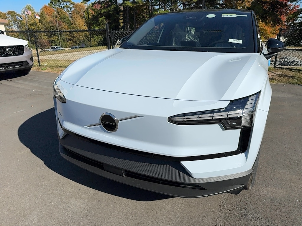 New 2026 Volvo EX30 Twin Motor Plus SUV