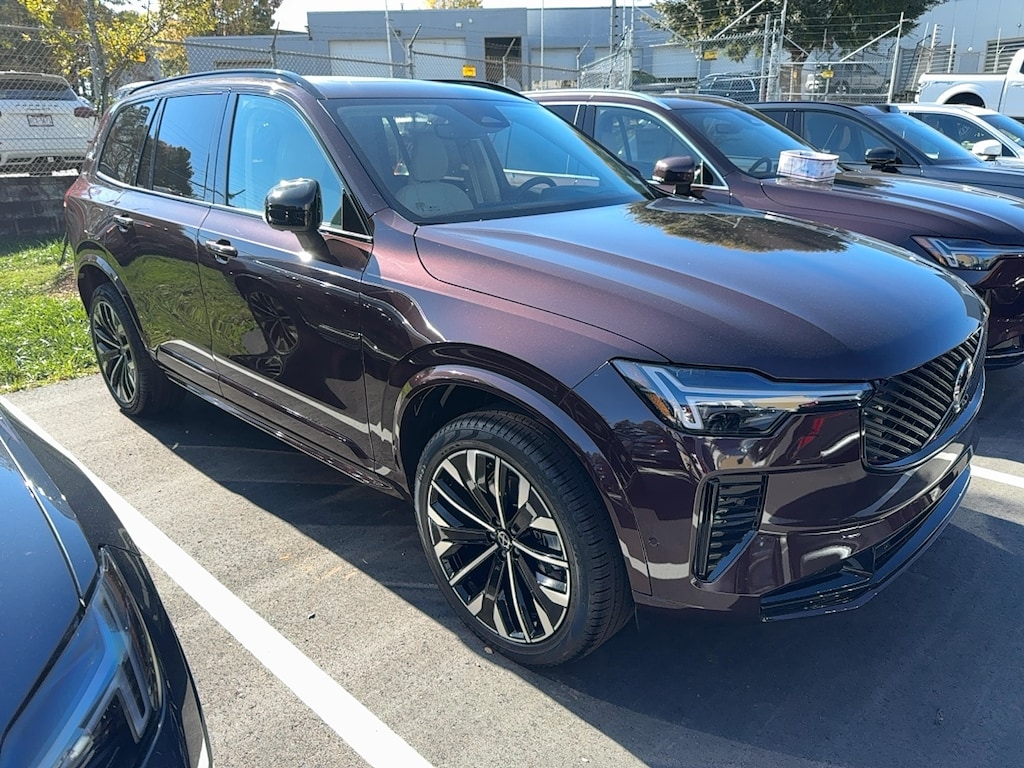 New 2026 Volvo XC90 B6 Ultra Dark Theme 7-Seater SUV