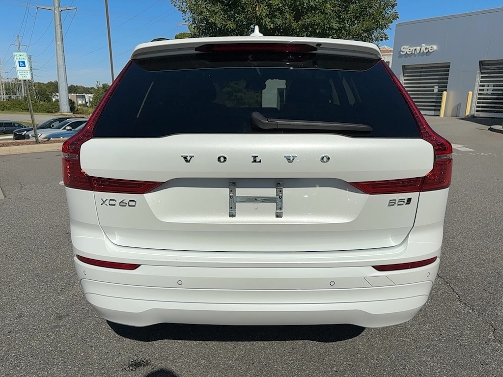 Certified 2023 Volvo XC60 B5 AWD Core SUV