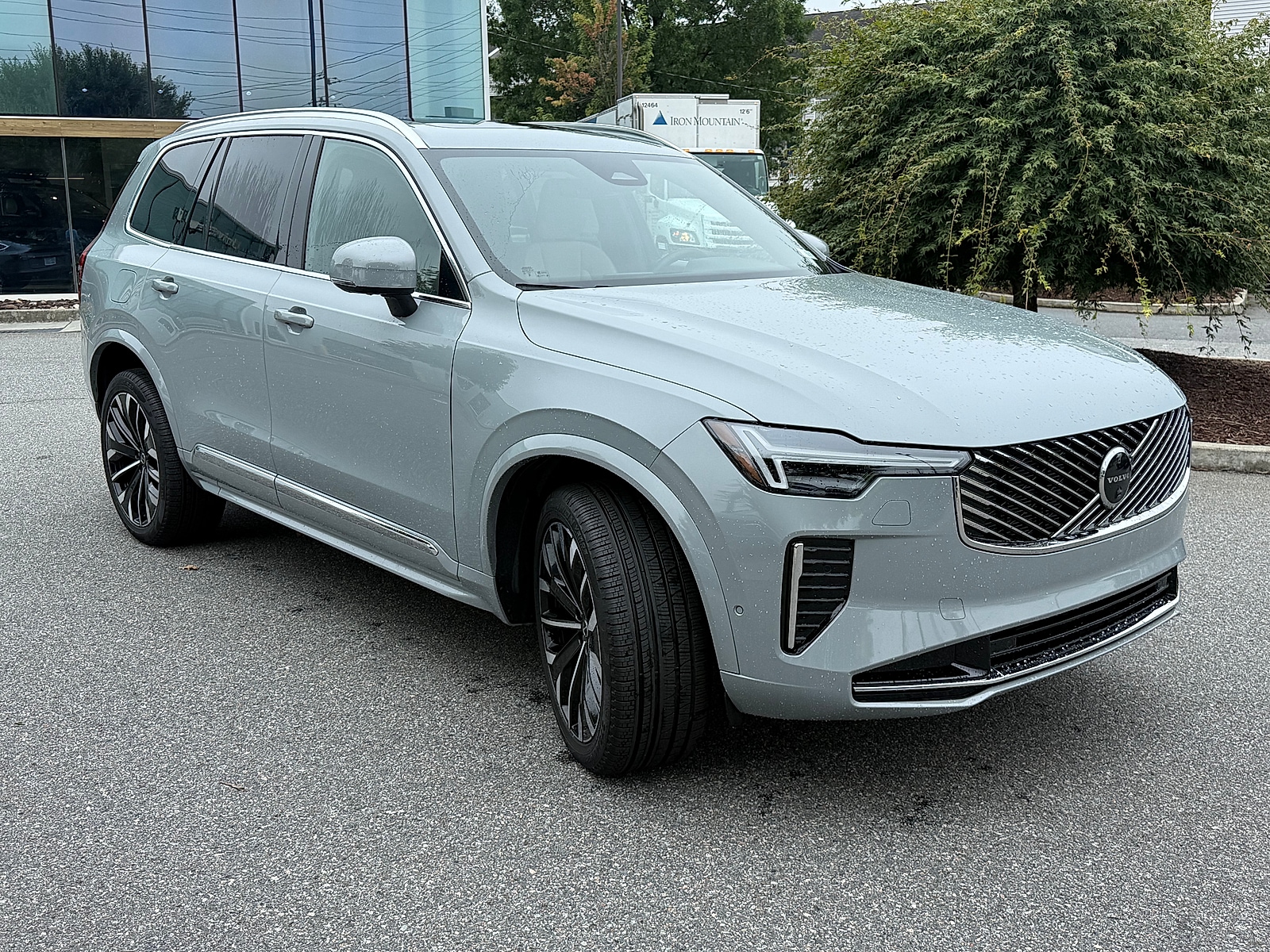 2026 Volvo XC90 Plus - Photo 9