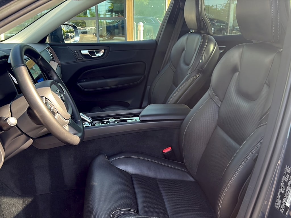 Certified 2023 Volvo XC60 B5 FWD Ultimate Bright SUV