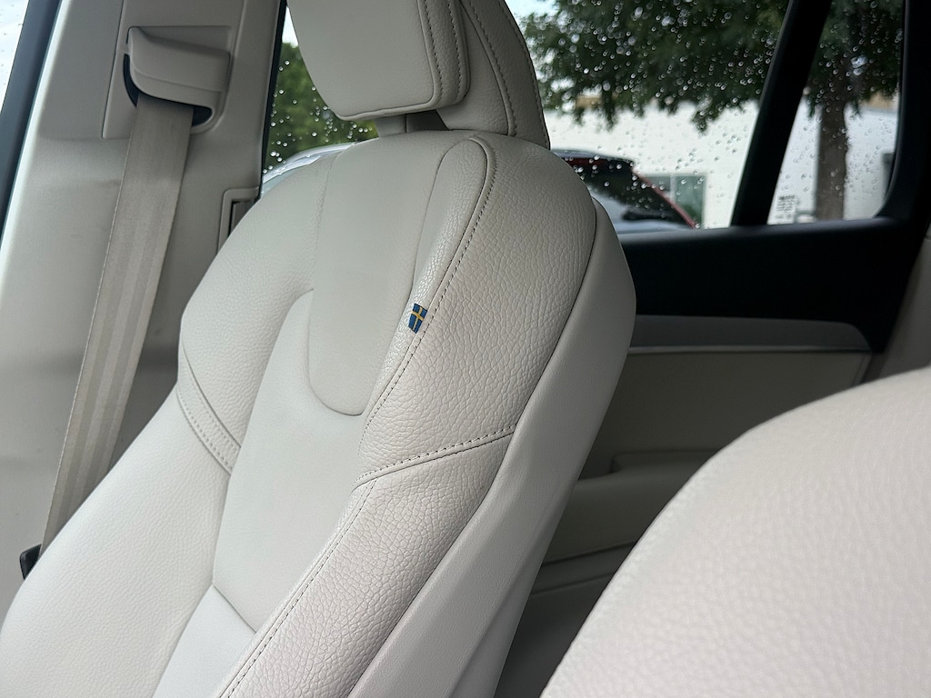 Certified 2025 Volvo XC90 B5 Core SUV