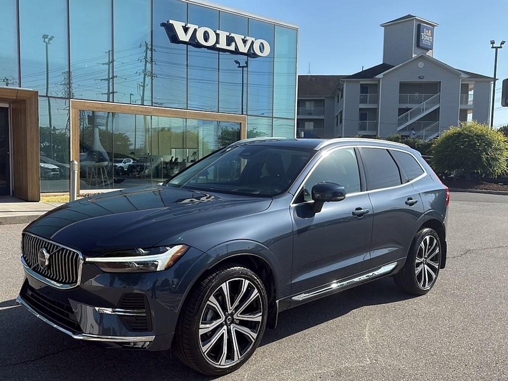 Certified 2023 Volvo XC60 B5 FWD Ultimate Bright SUV