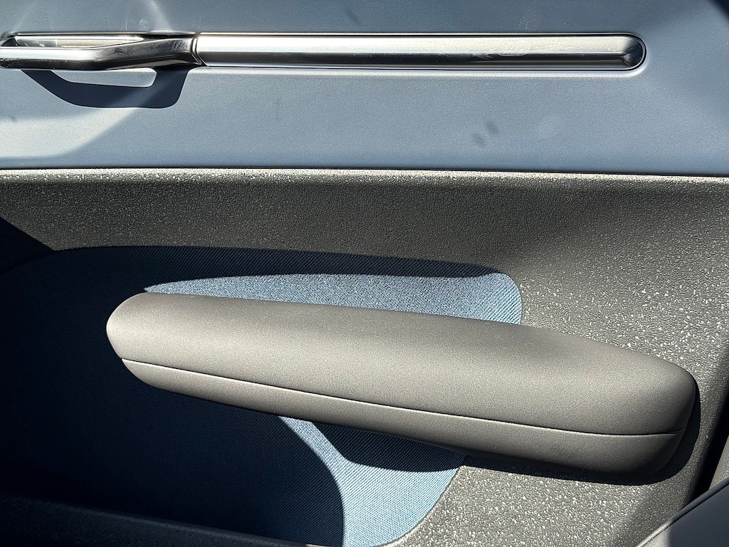 New 2026 Volvo EX30 Single Motor Plus SUV