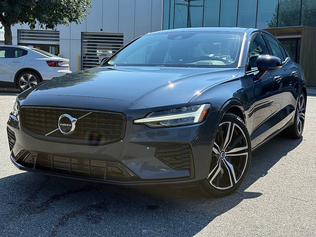 Used 2022 Volvo S60 Recharge Plug-In Hybrid eAWD R Design Expression Sedan