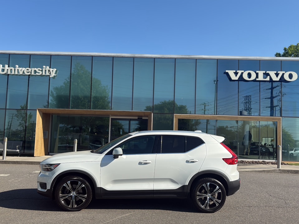 2021 Volvo XC40 Inscription