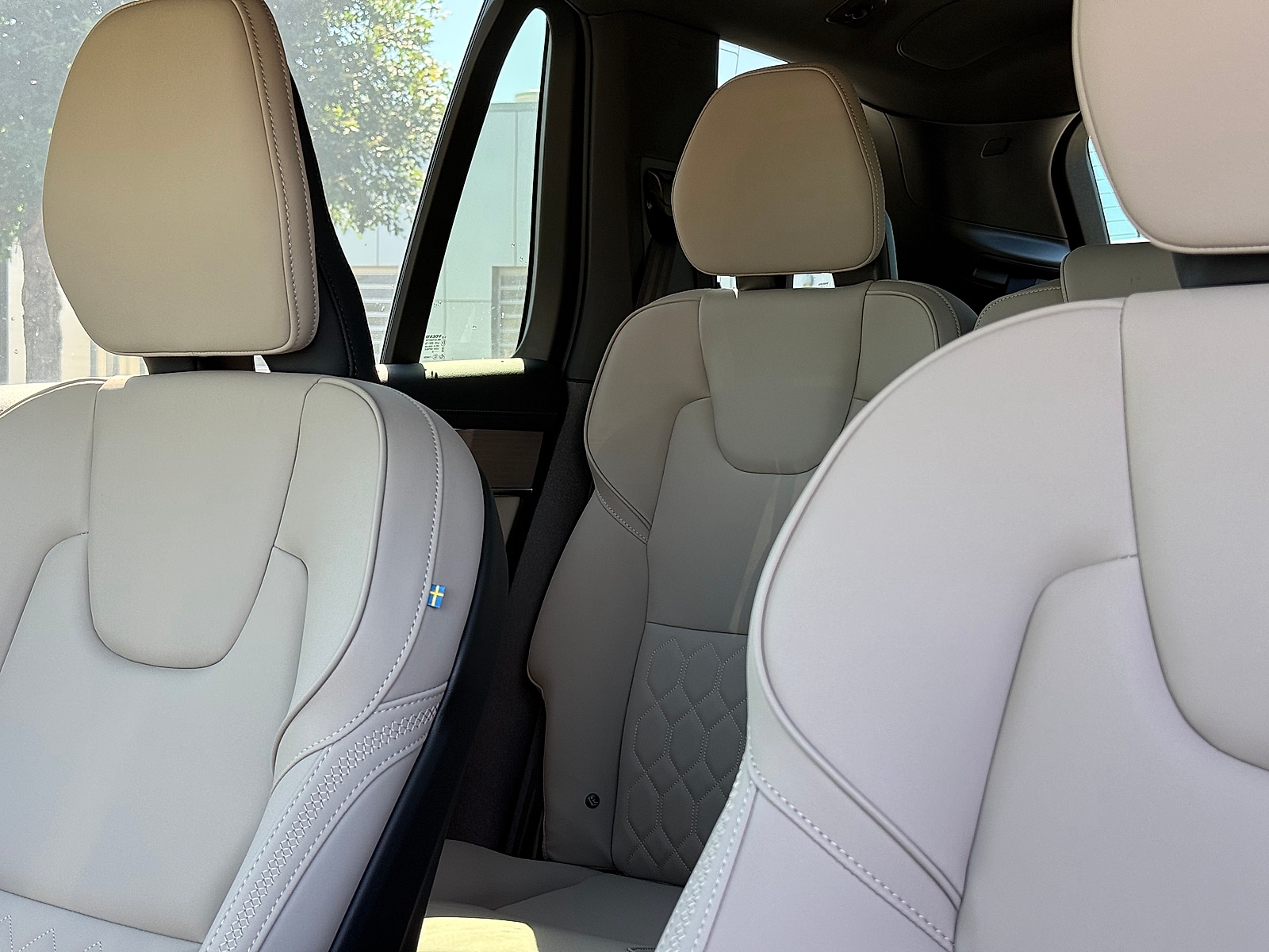 2026 Volvo XC90 Plus - Photo 19