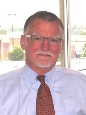 Staff member Steve Magowan from ID_e31d194fb81e