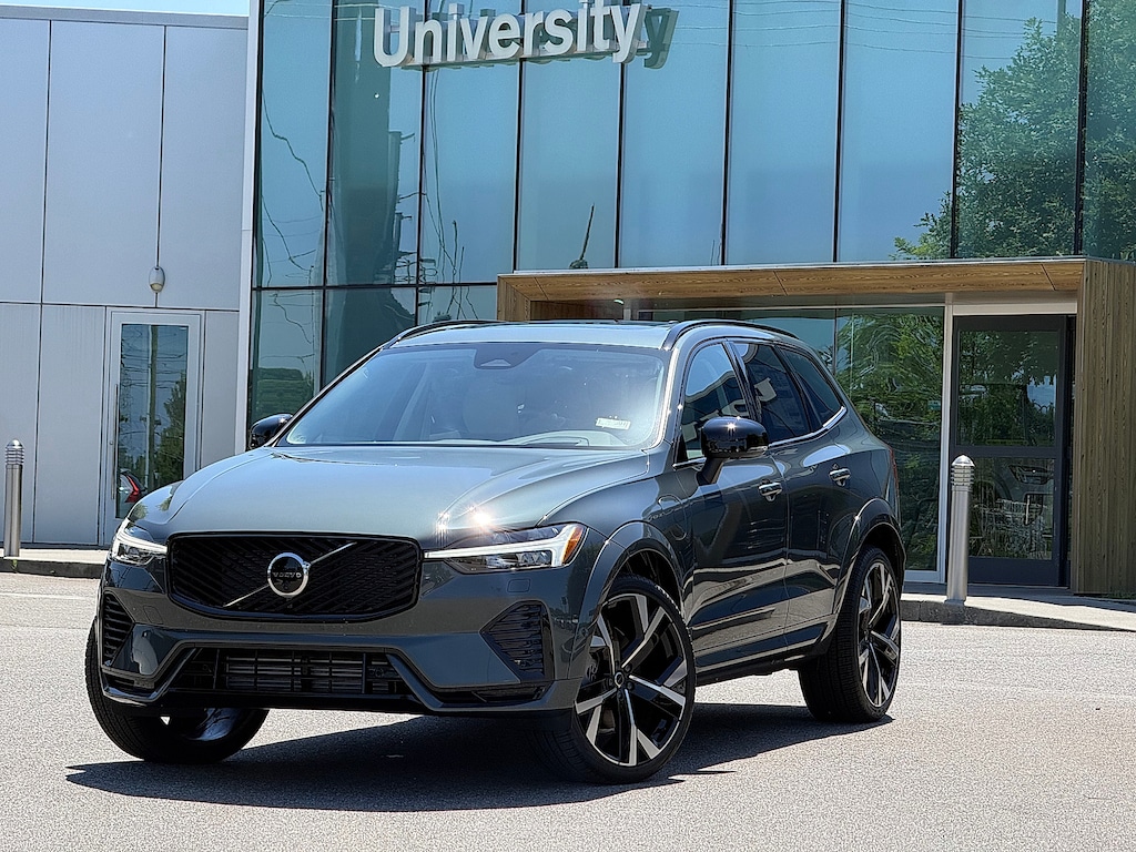 New 2026 Volvo XC60 plug-in hybrid T8 Ultra SUV