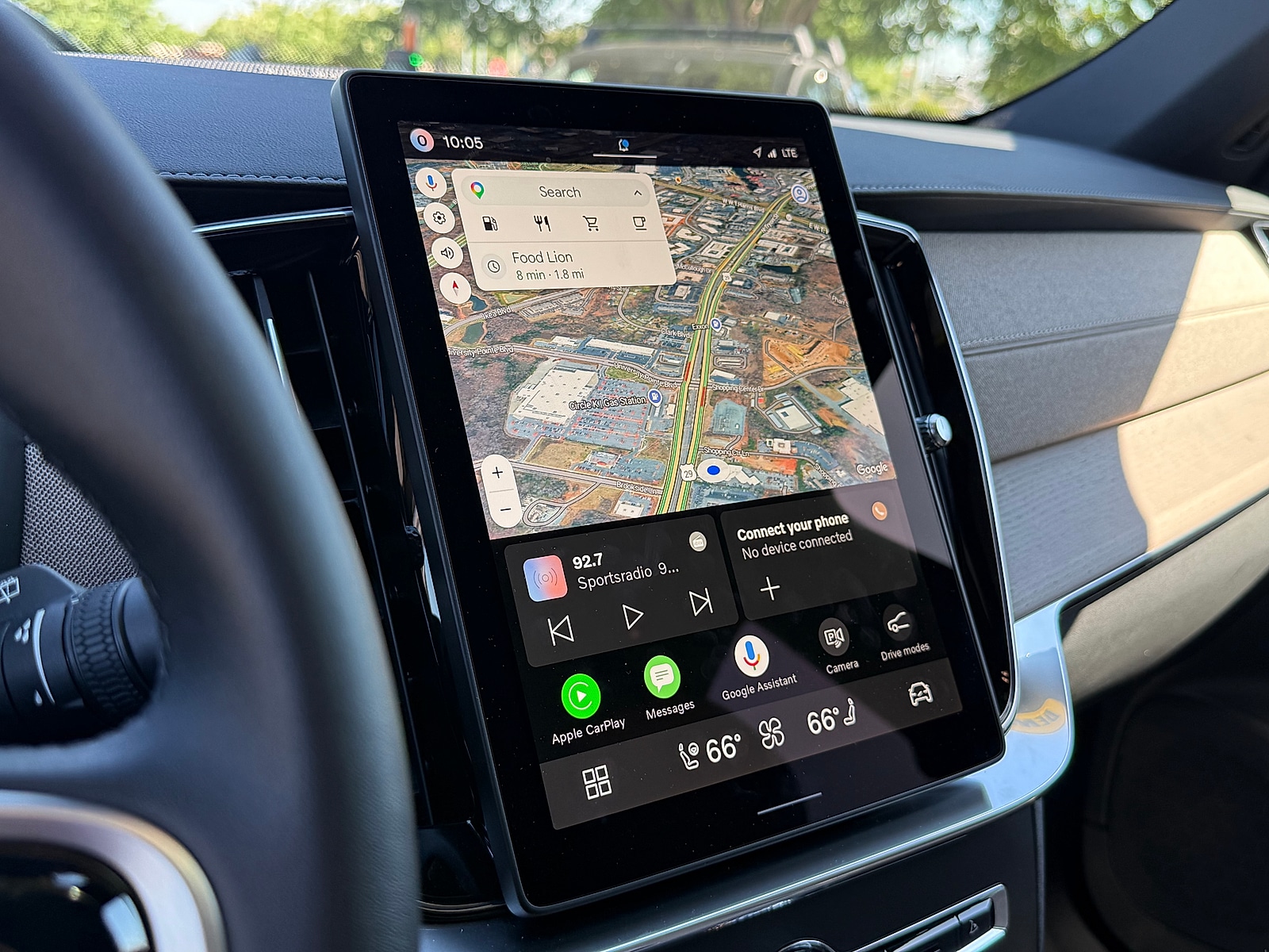 2026 Volvo XC90 Plus - Photo 15