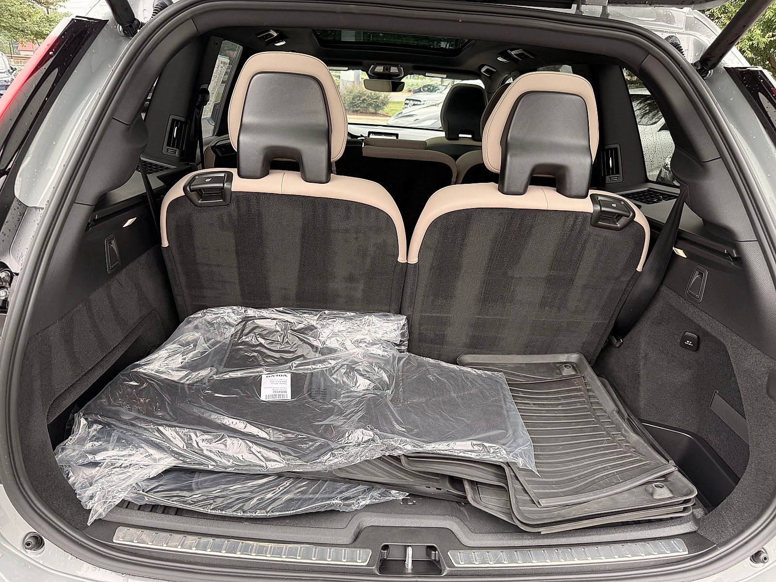 2026 Volvo XC90 Plus - Photo 26