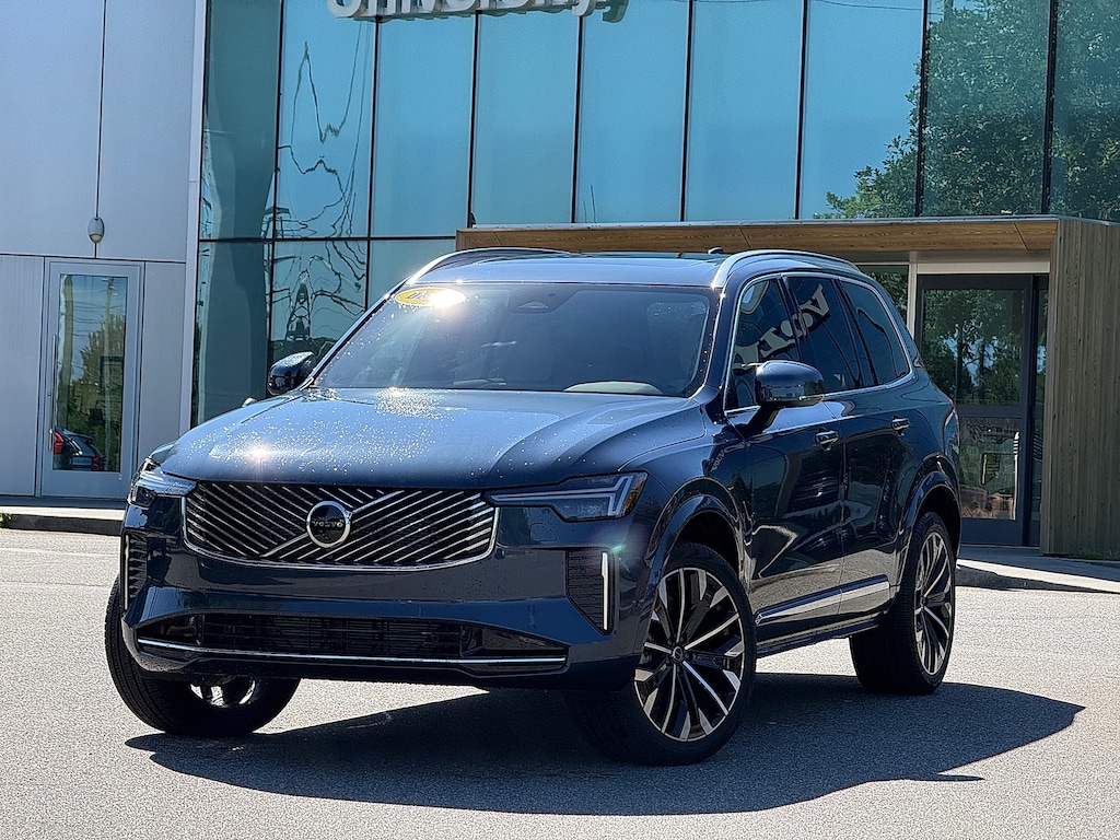 New 2026 Volvo XC90 B6 Plus 7-Seater SUV