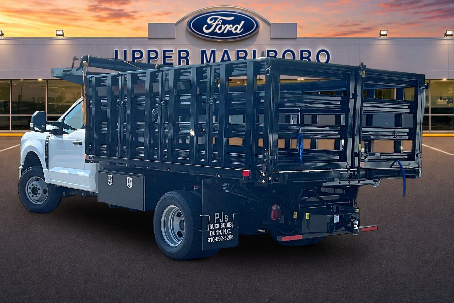 New 2026 Ford Super Duty F-350 DRW XL XL 4WD Reg Cab 169 WB 84 CA