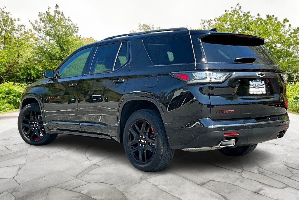 Used 2021 Chevrolet Traverse Premier FWD Premier