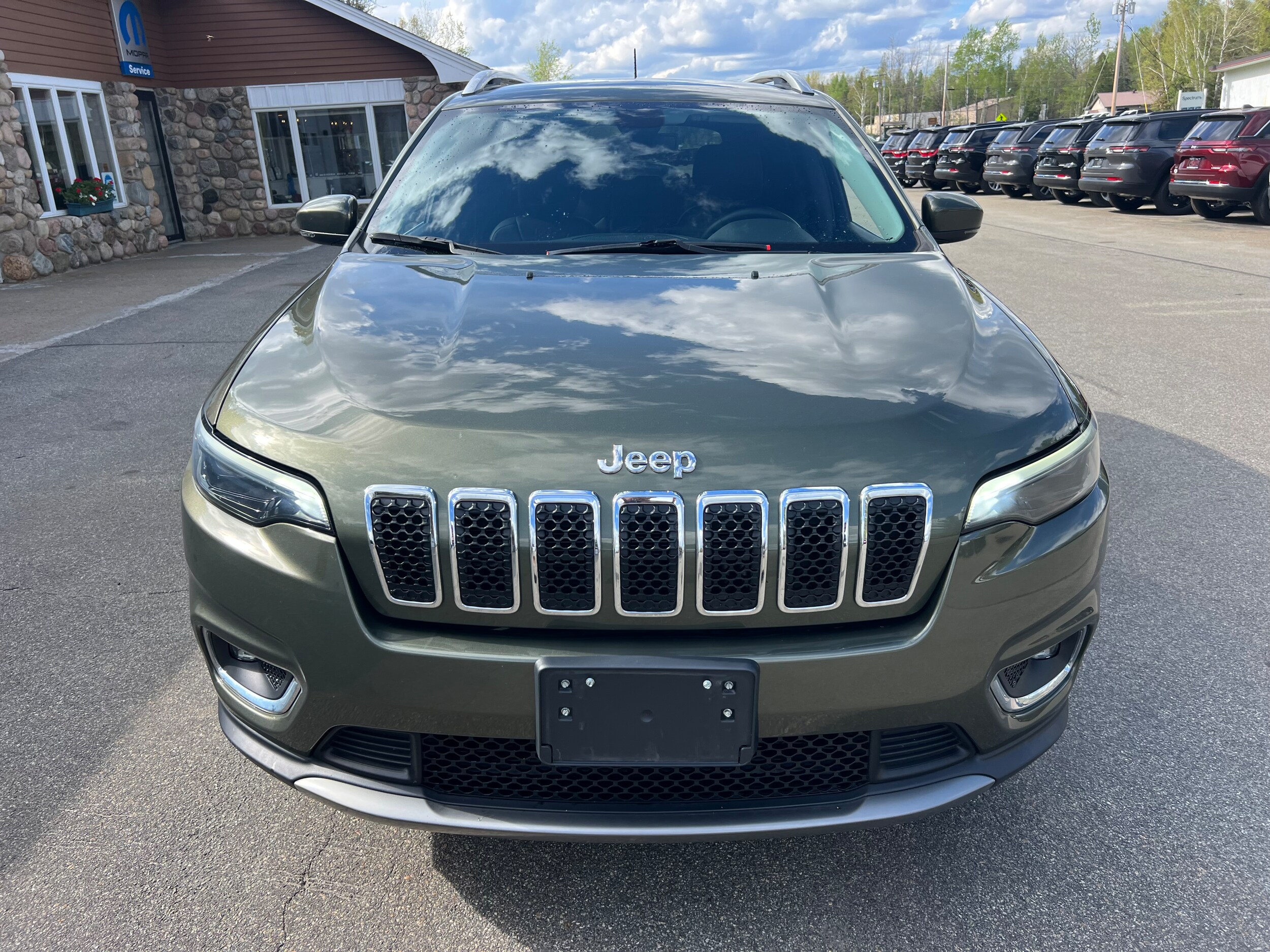Used 2019 Jeep Cherokee Limited with VIN 1C4PJMDX8KD393669 for sale in Saranac Lake, NY