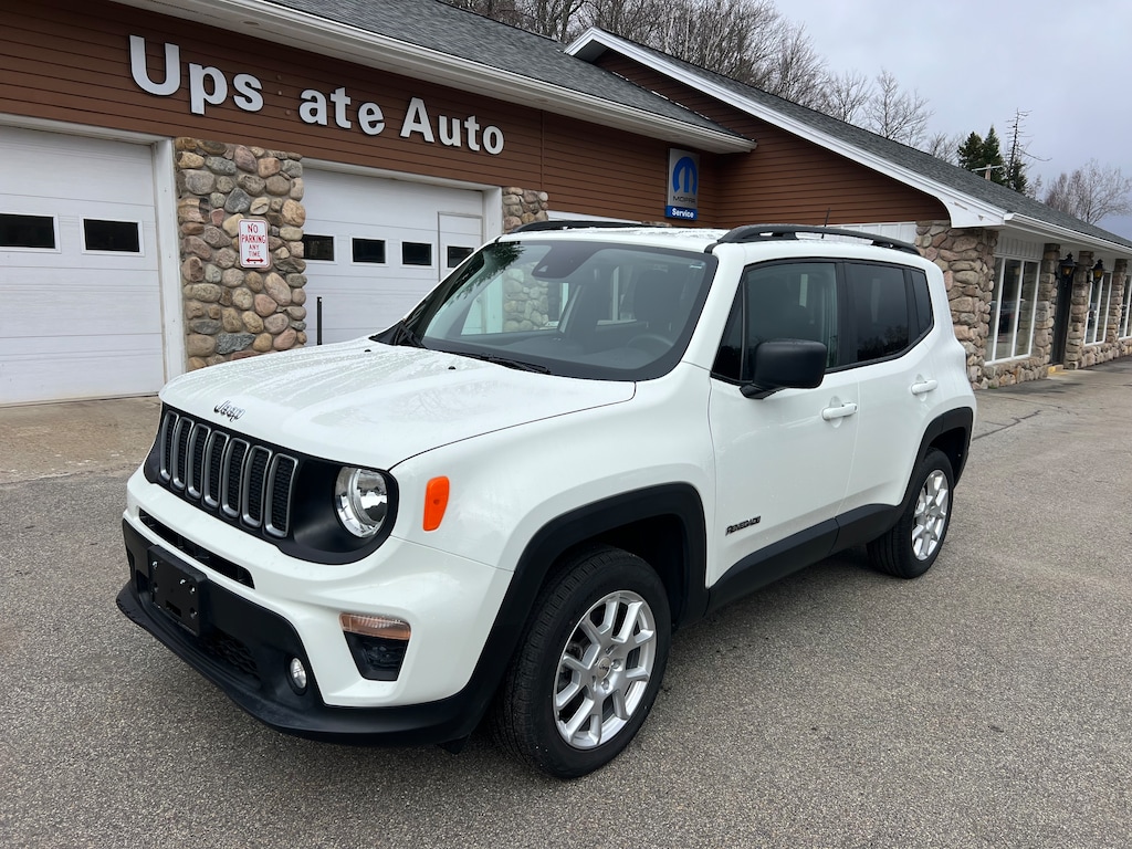 Used 2023 Jeep Renegade Latitude SUV