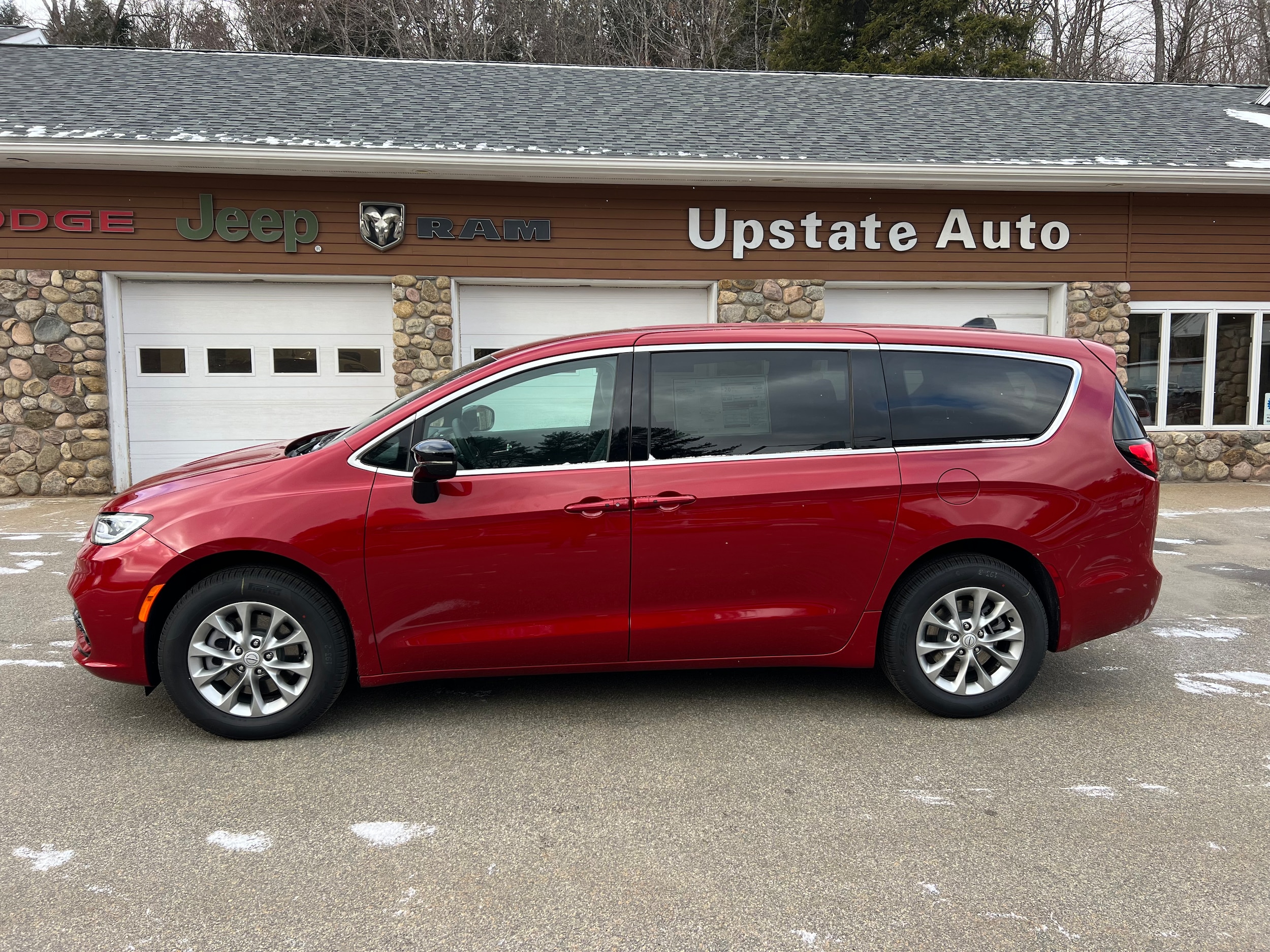 2026 Chrysler Pacifica Select - Photo 8