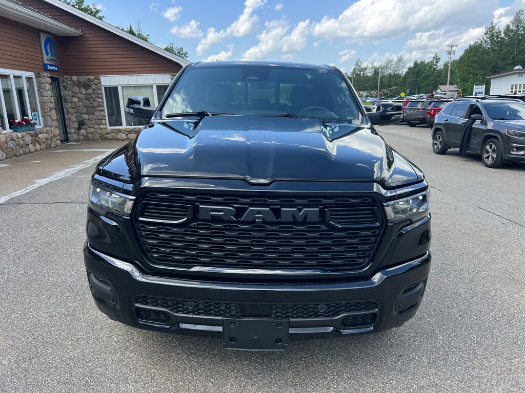 New 2026 Ram 1500 BIG HORN QUAD CAB 4X4 6'4 BOX Pickup