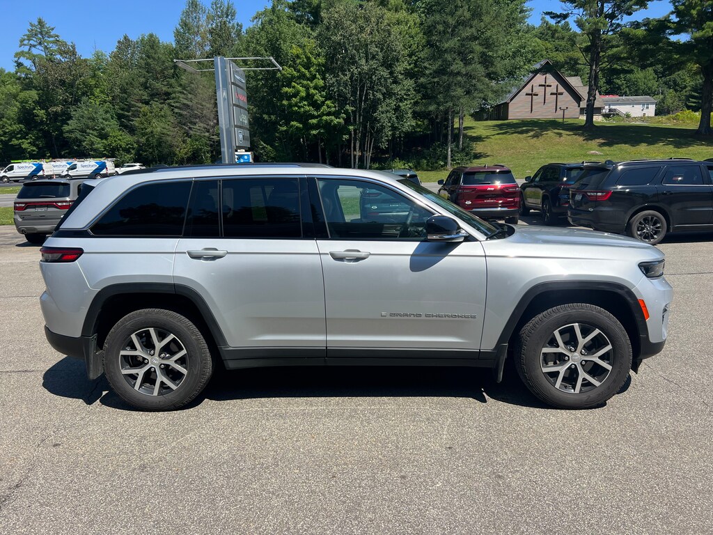 Used 2024 Jeep Grand Cherokee Limited SUV