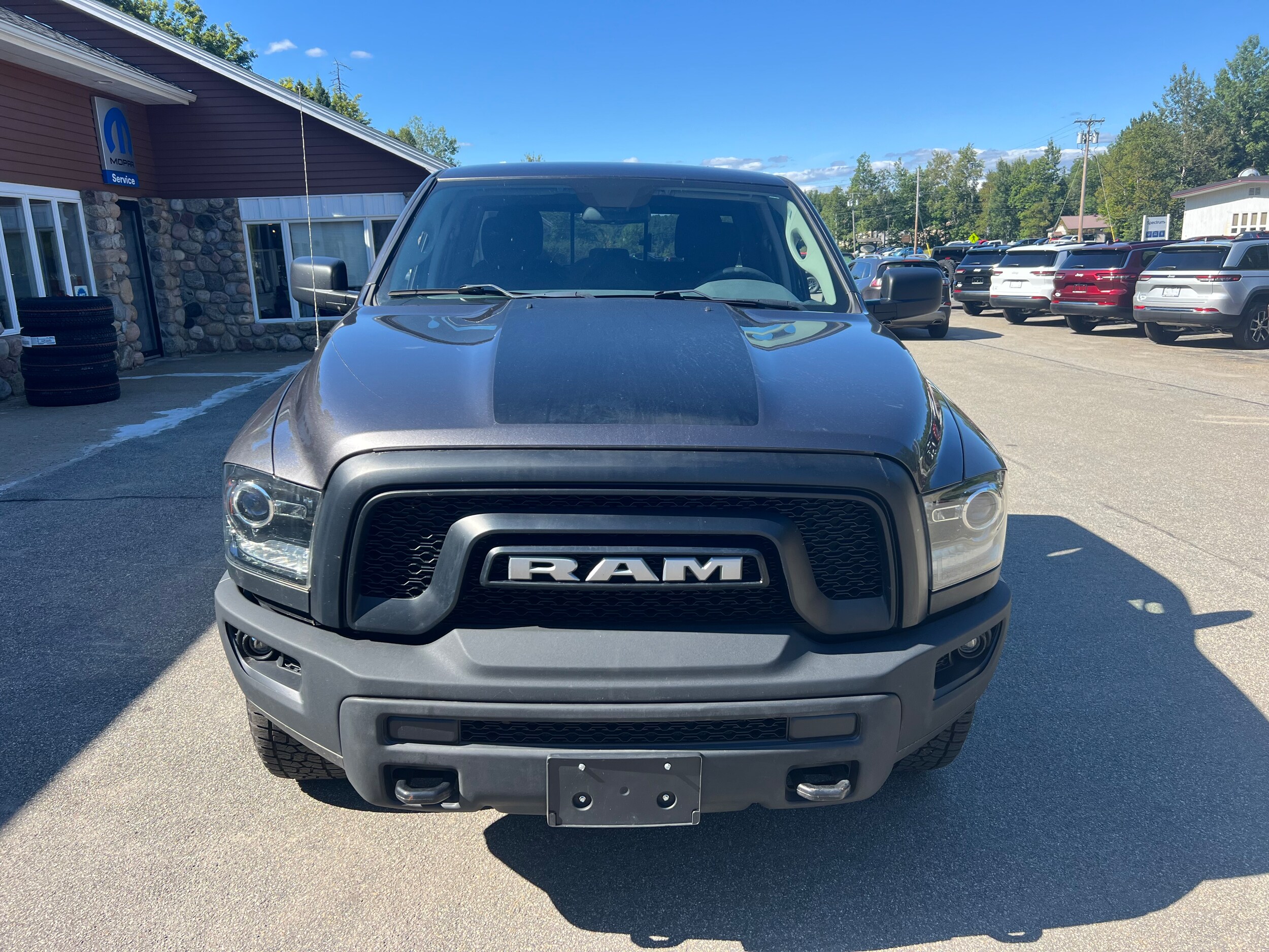 2020 Ram 1500 Classic SLT photo 2