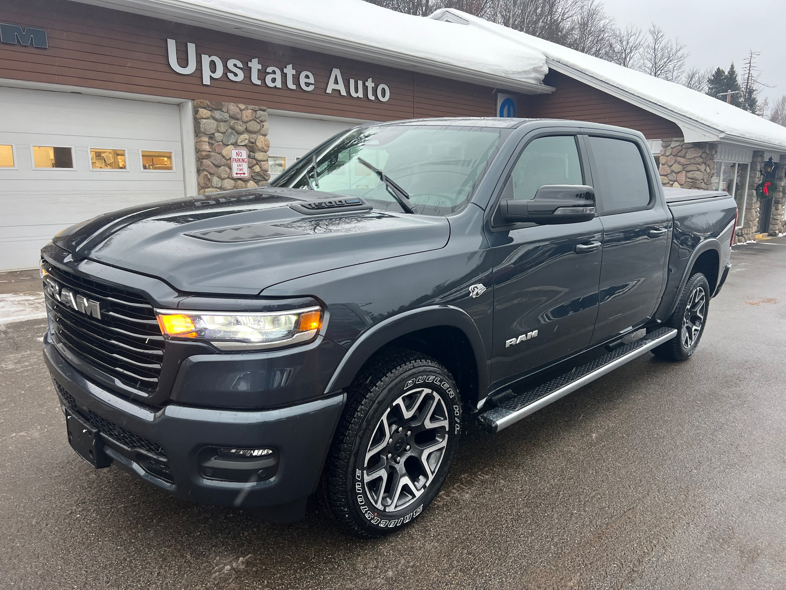 2026 RAM Ram 1500 Pickup Laramie's photo