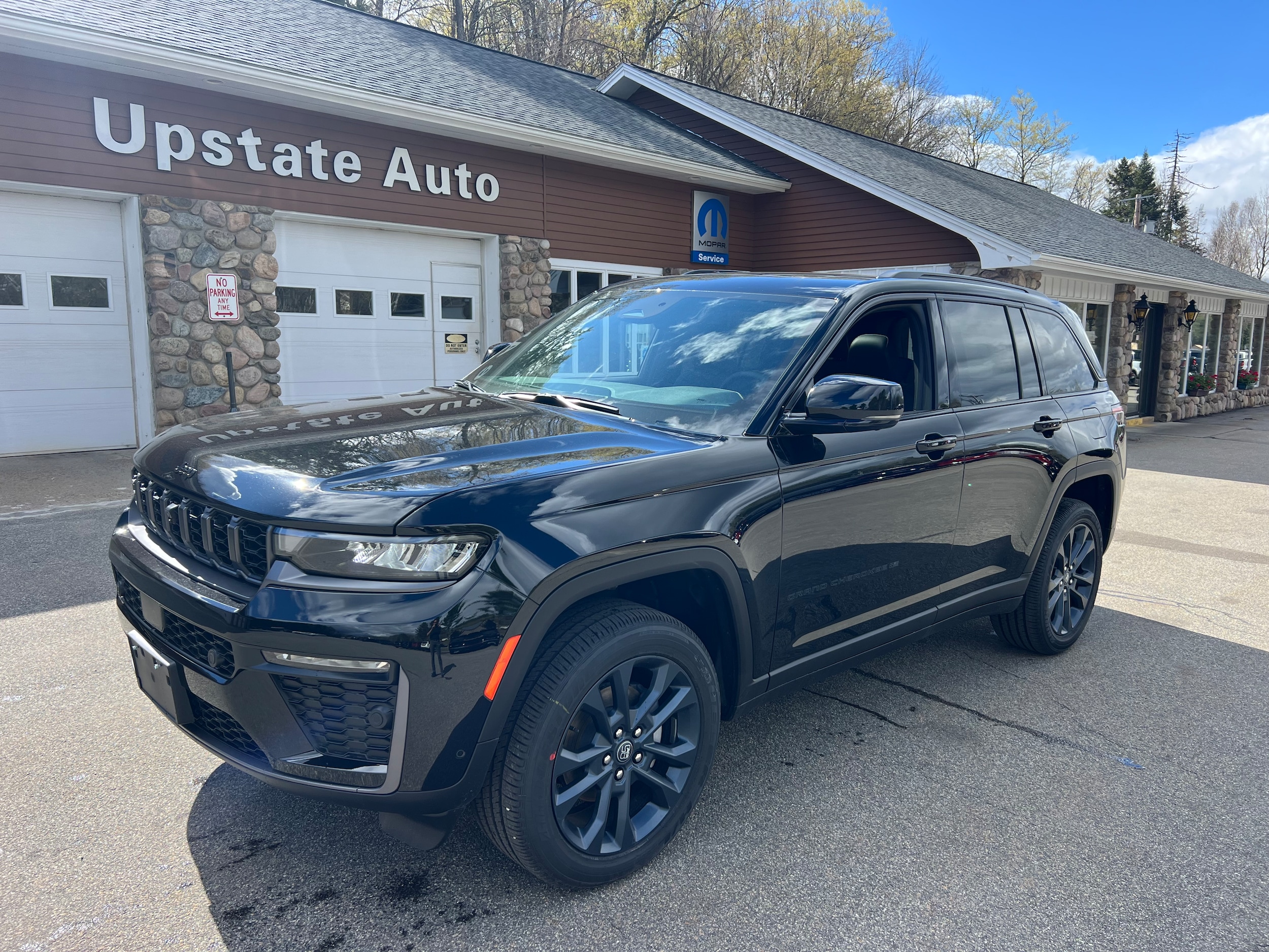 2026 Jeep Grand Cherokee Sport Utility 