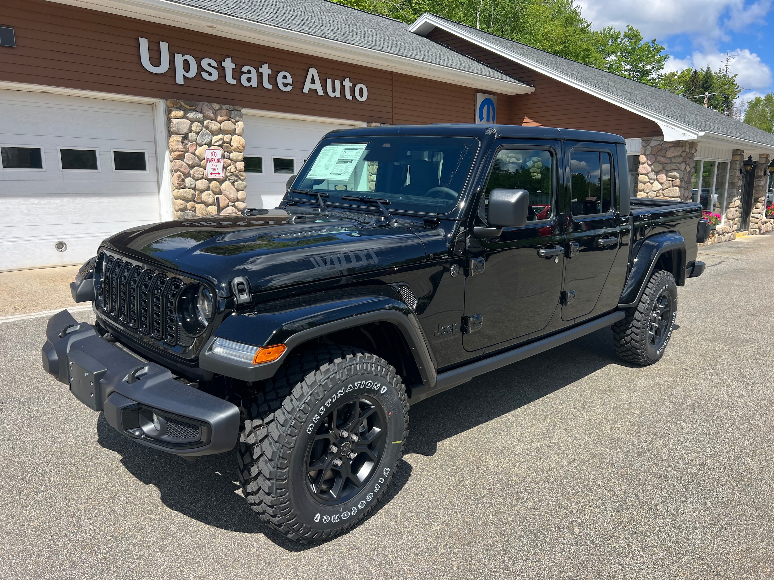 2026 Jeep Gladiator Willys Auto's photo