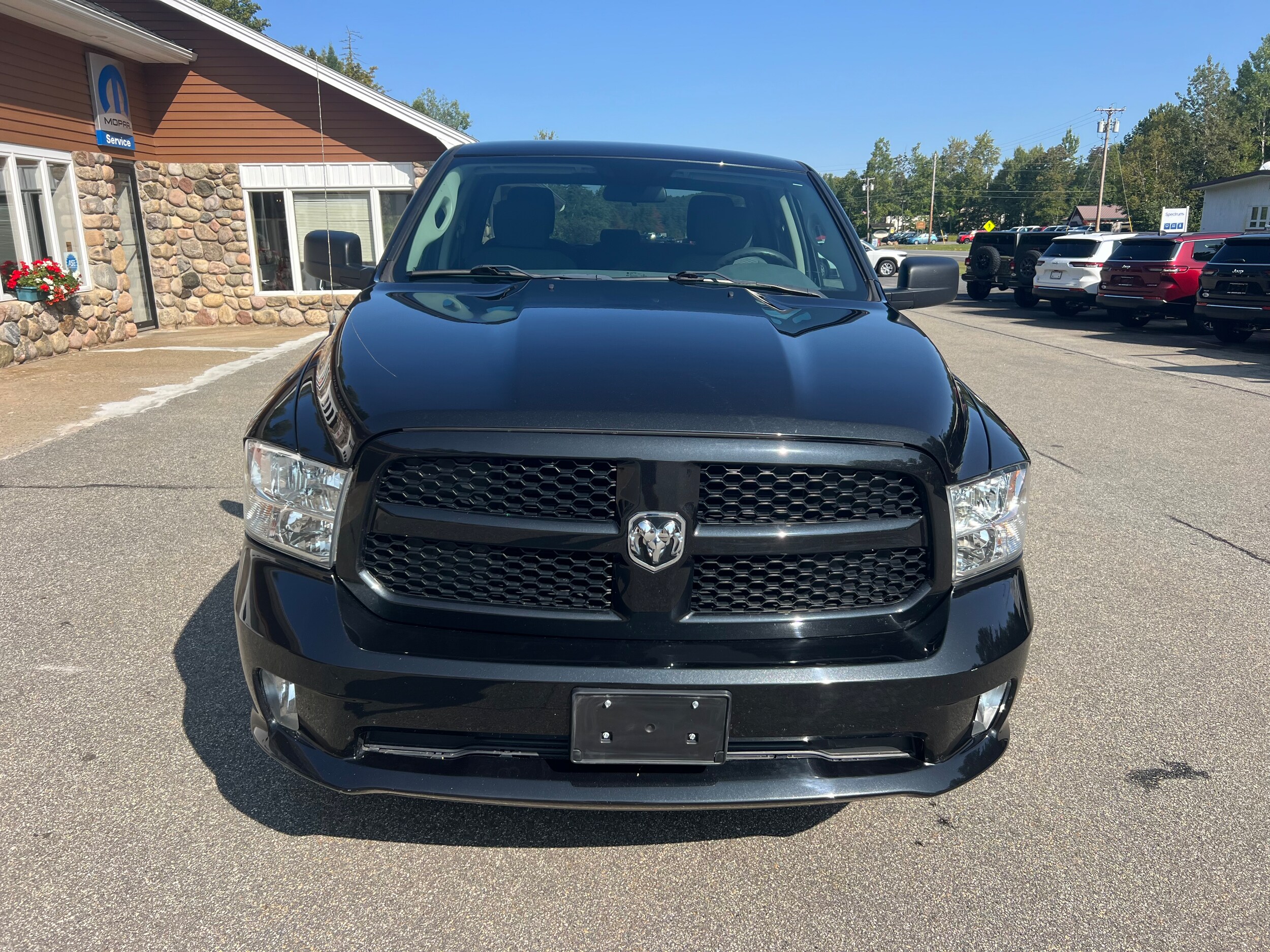 2018 Ram 1500 Express photo 2