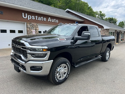 2025 Ram 2500 TRADESMAN CREW CAB 4X4 6'4 BOX Pickup