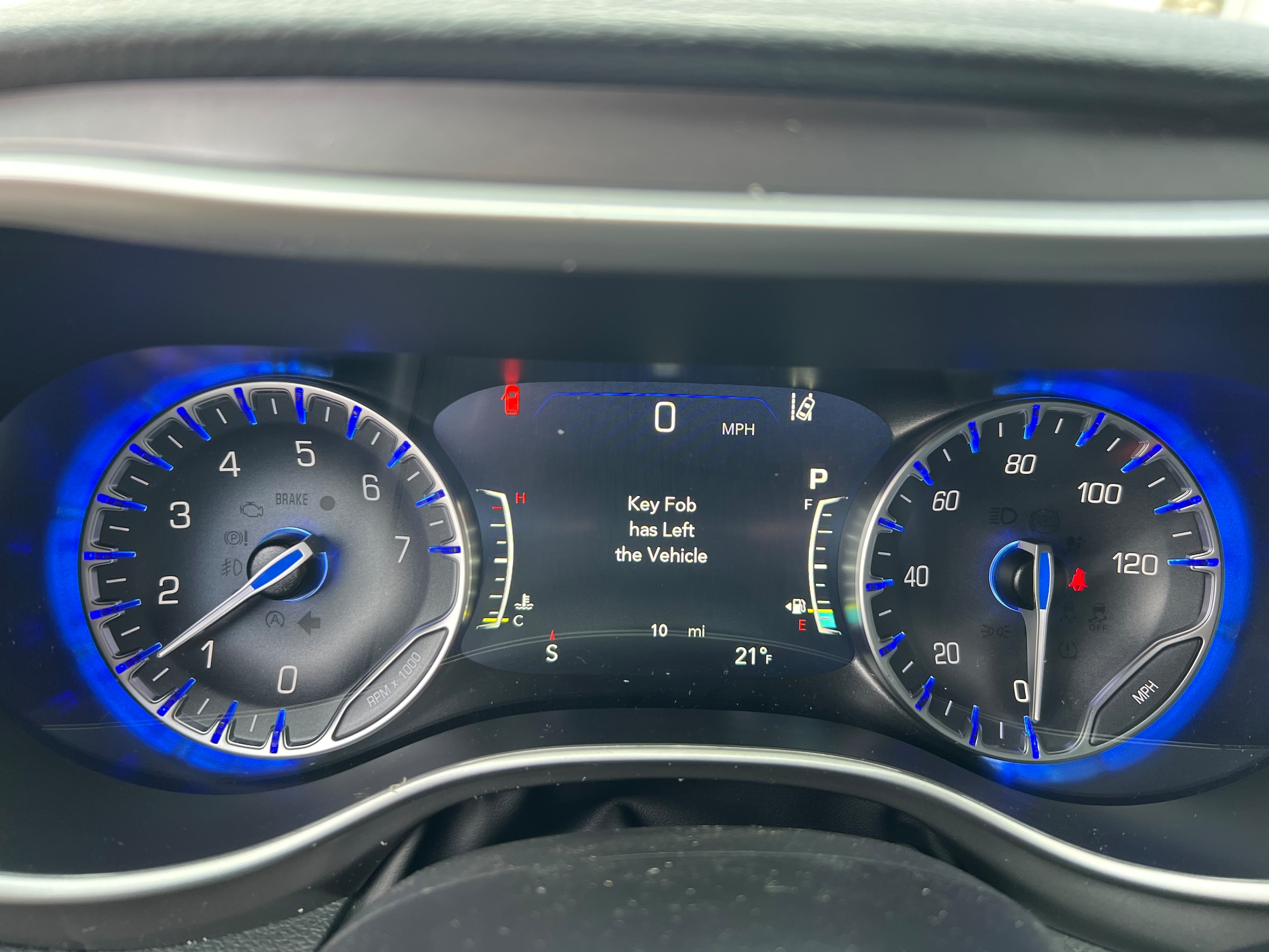 2026 Chrysler Pacifica Select - Photo 15