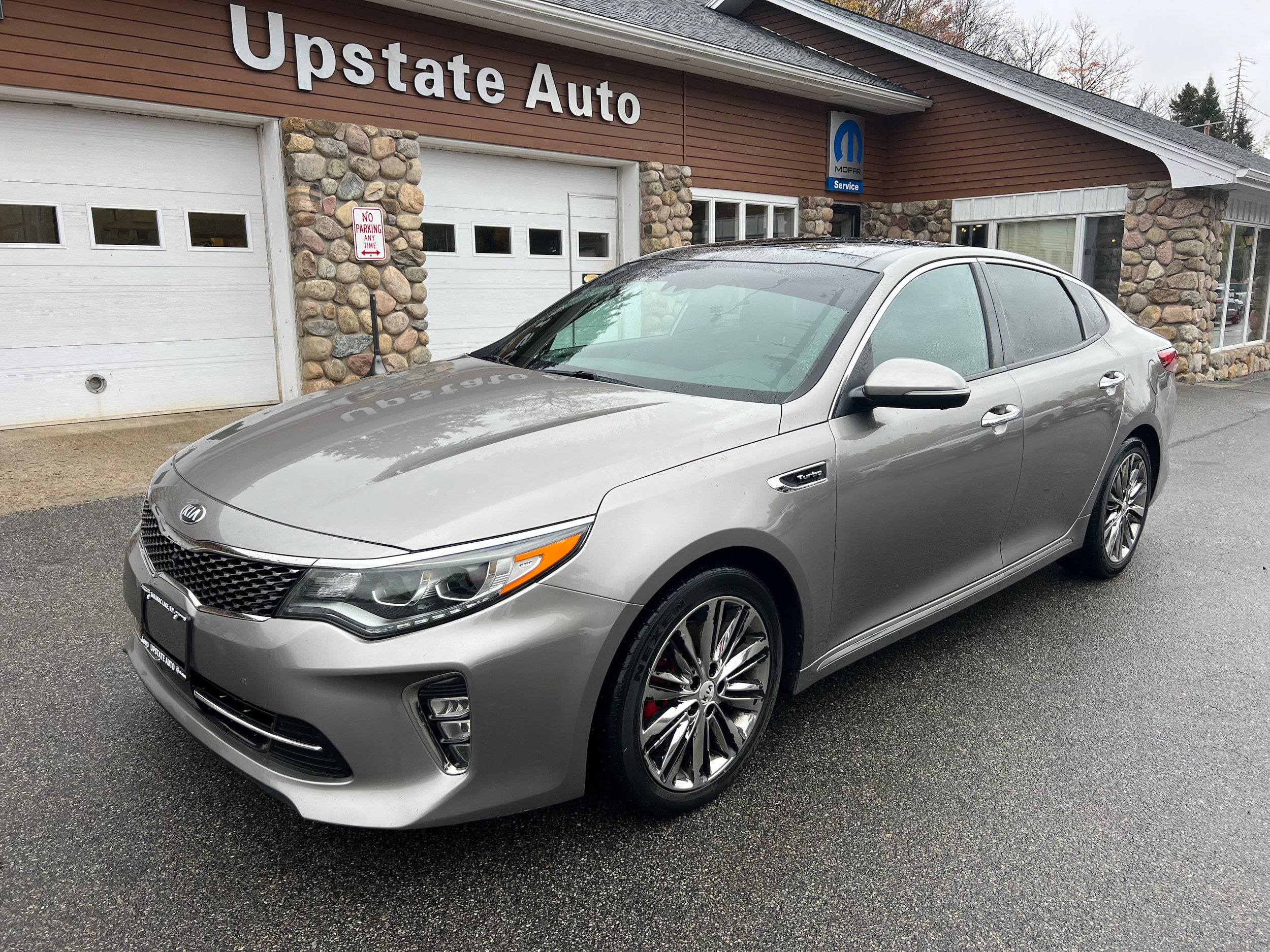 2018 Kia Optima SX's photo