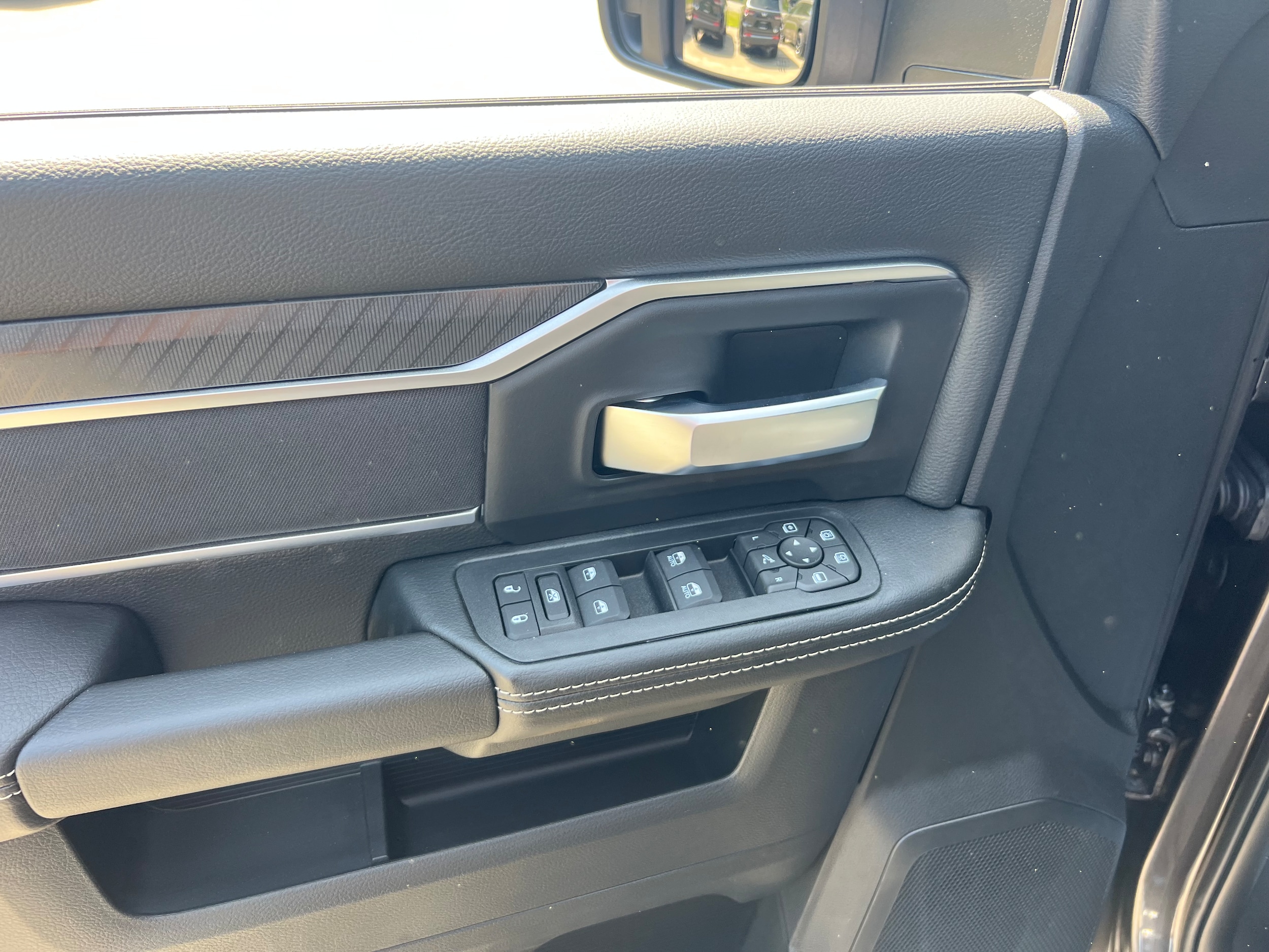 2026 RAM 2500 Big Horn - Photo 11