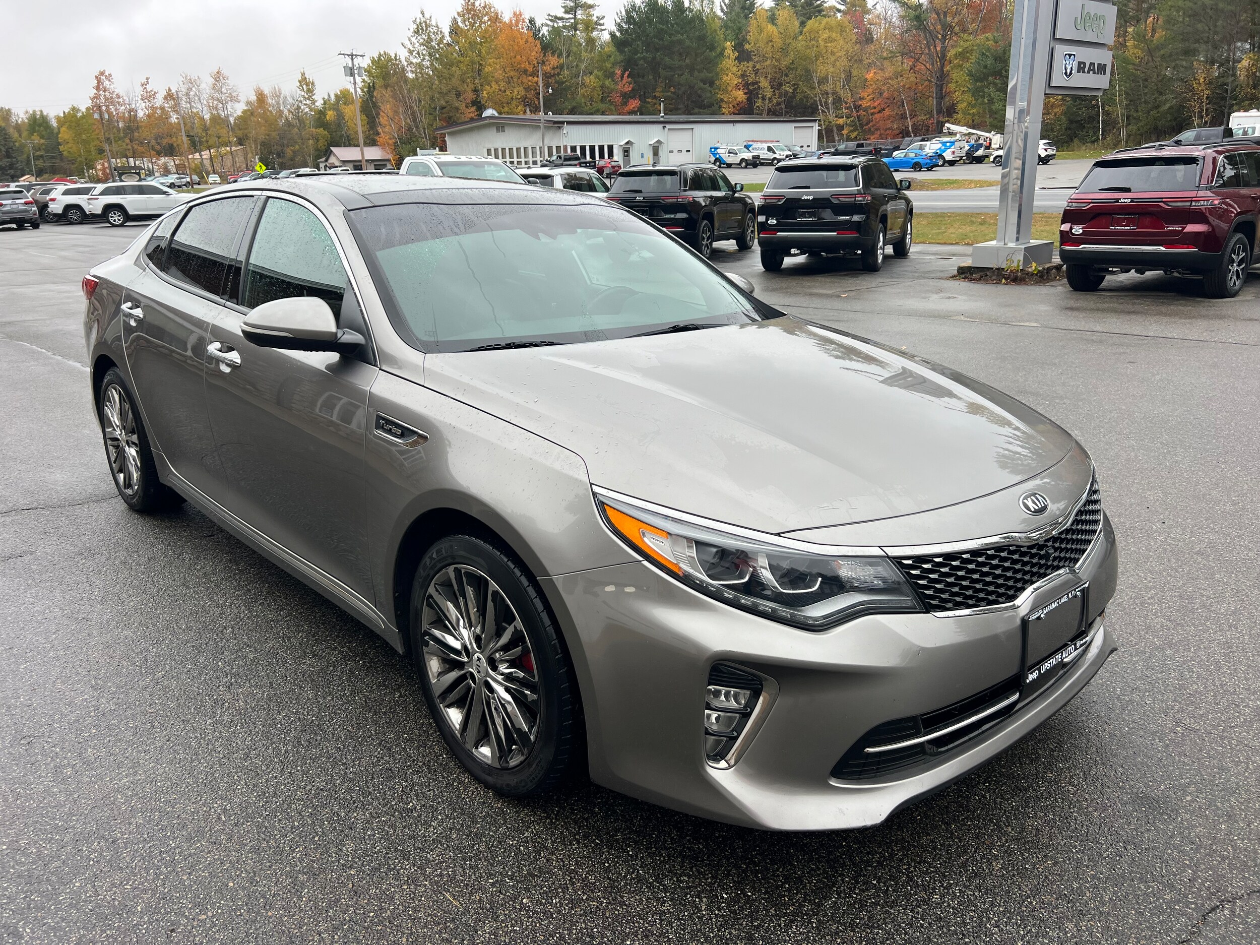 2018 Kia Optima SX Turbo photo 3