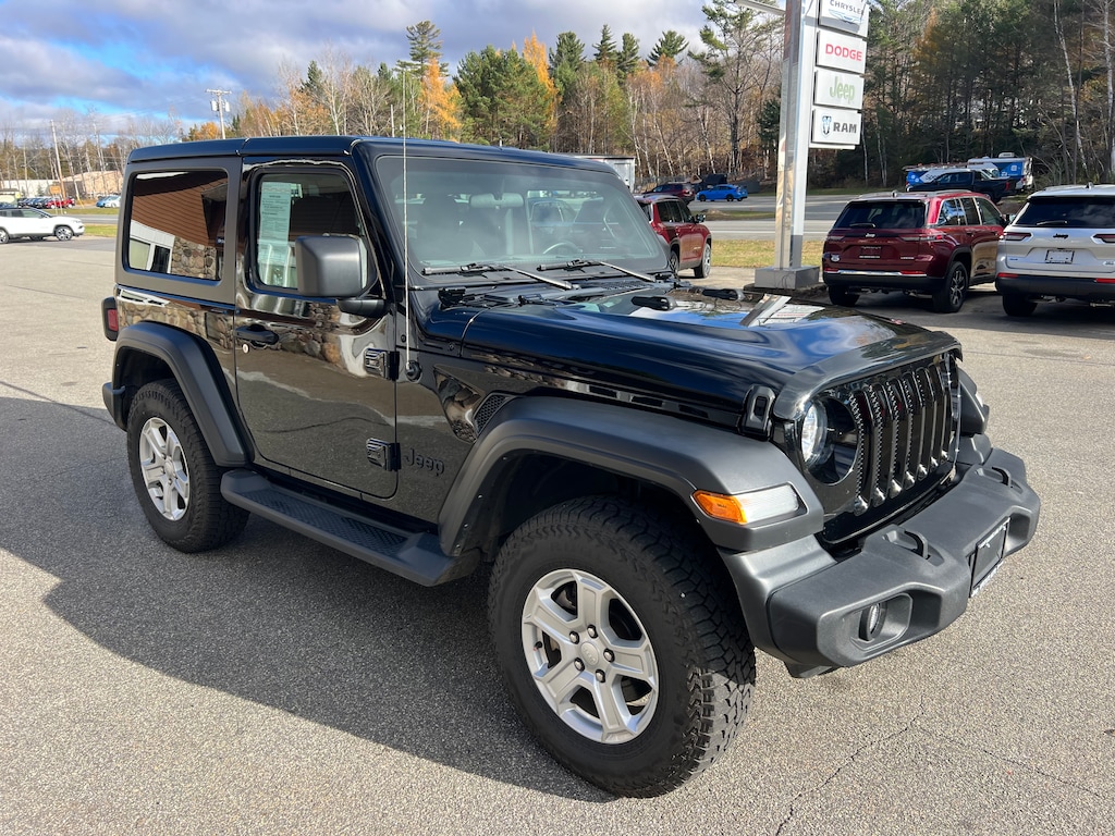Used 2022 Jeep Wrangler Sport SUV
